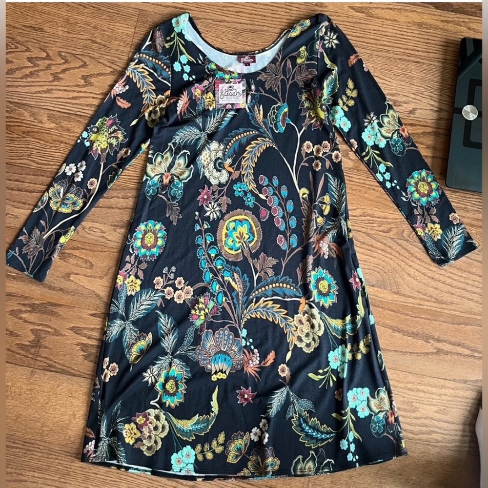 NWT Salaam Women’s Black Floral Dress-Size Small